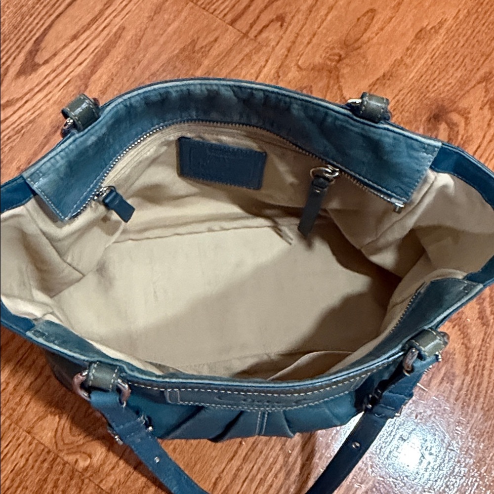 Vintage COACH leather handbag - Picture 12 of 13